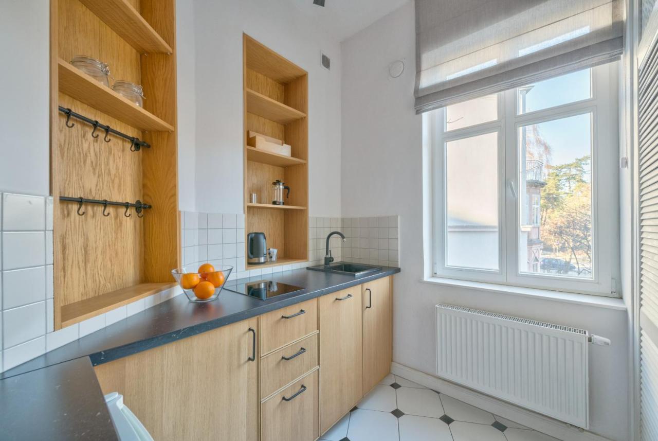 Dom & House - Apartamenty Kamienica Sopocka 150 Metrow Od Plazy Sopot Exterior foto