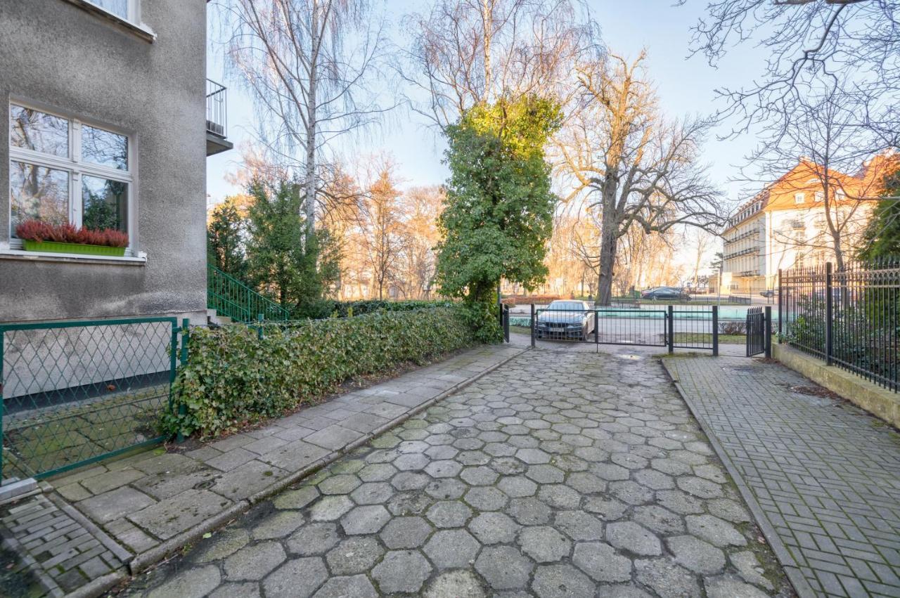 Dom & House - Apartamenty Kamienica Sopocka 150 Metrow Od Plazy Sopot Exterior foto